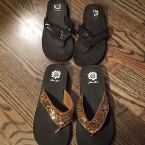 2 pair Yellow Box Flip Flops Size 8